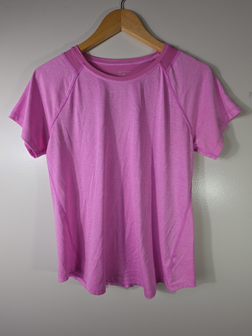 Tek Gear Dry Tek Pink Performance Tee M